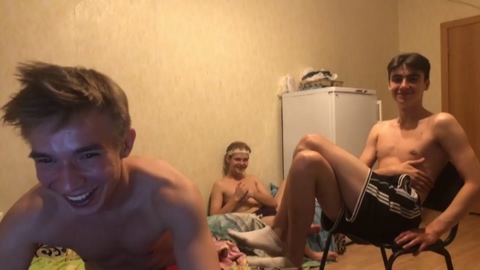 stralght_twinks  20-08-2022